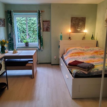 Studio-Apartment Mit Kleinem Gartenanteil Burg Extérieur photo